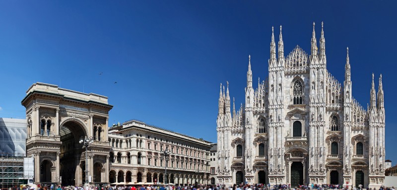 Italija, Milano. Sredisce italijanskega mesta Milano. Milanska stolnica.