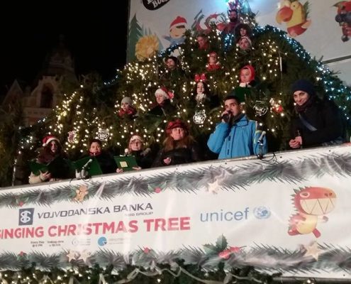 Zbor Planika iz Zrenjanina na prireditvi Winterfest v Novem Sadu.