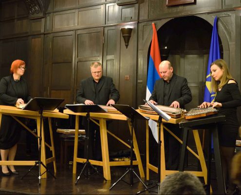 Slovenski citrarski kvartet v Banjaluki.