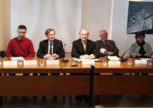 O nameri selitve društev s Cankarjeve.